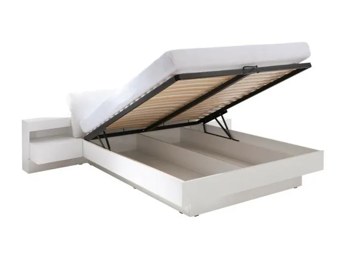 Bettgestell RENATO 180x200 cm in weißer Farbe mit Lattenrost und Nachttischen mit LED – 291 x 90 x 236 cm
