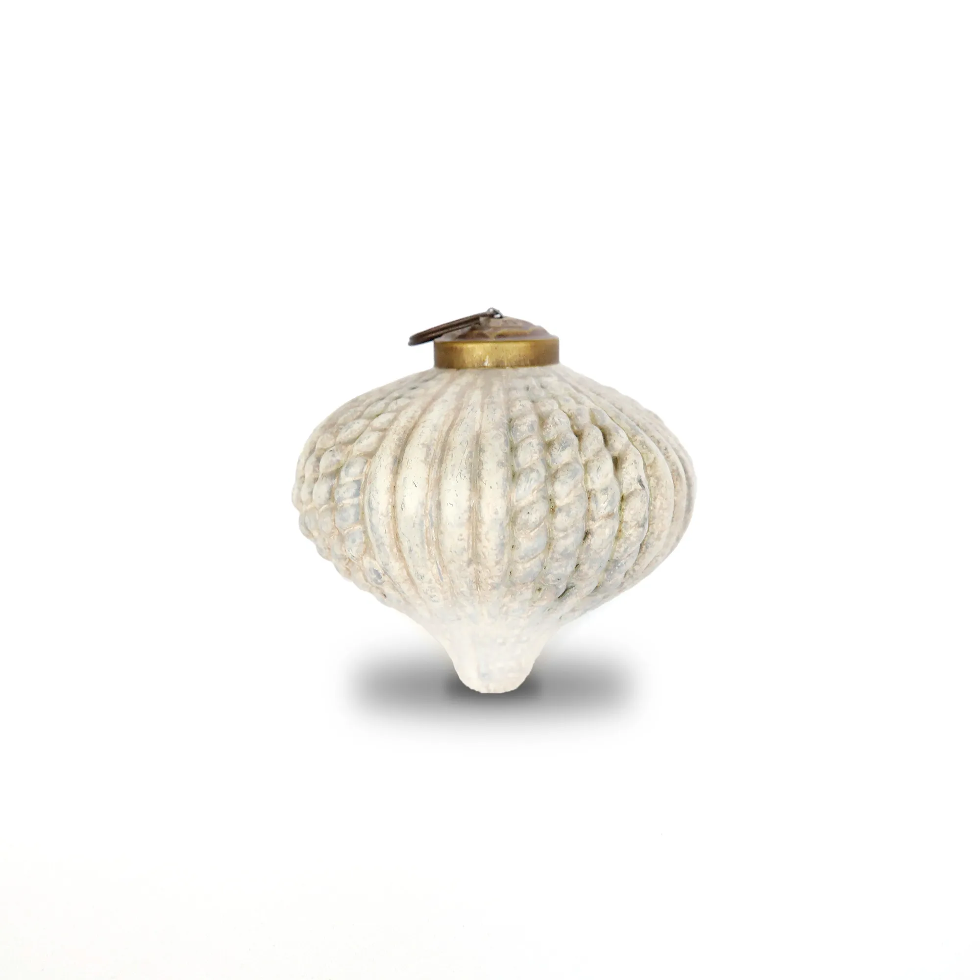 Anhänger 'Zwiebelchen' antik weiß, Ø 8 cm, H 8 cm