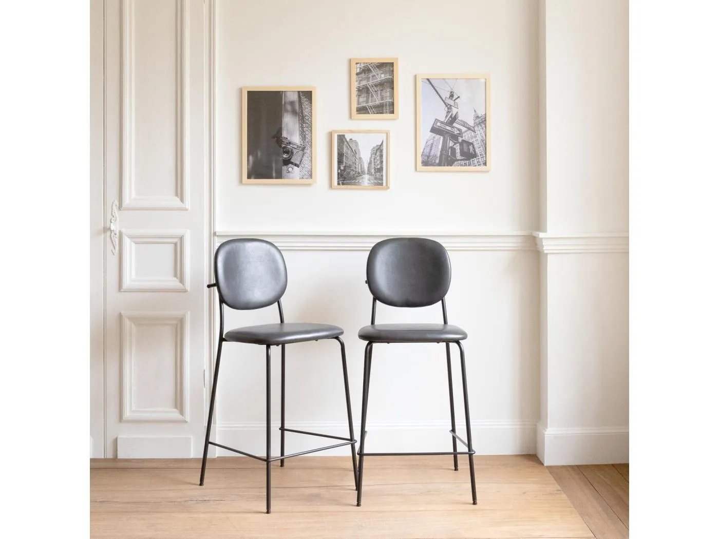 2er Set Barhockern aus schwarzem Kunstleder EDMOND